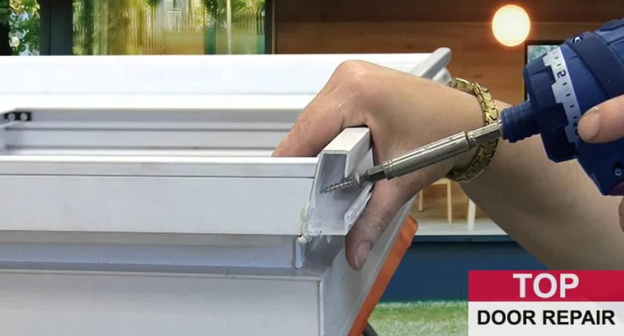 Emergency door repair